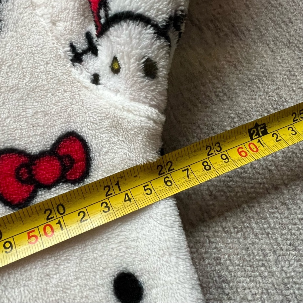 Sanrio Hello Kitty Women’s Red/White Pullover Crop Fleece Hoodie LARGE - Picture 8 of 10